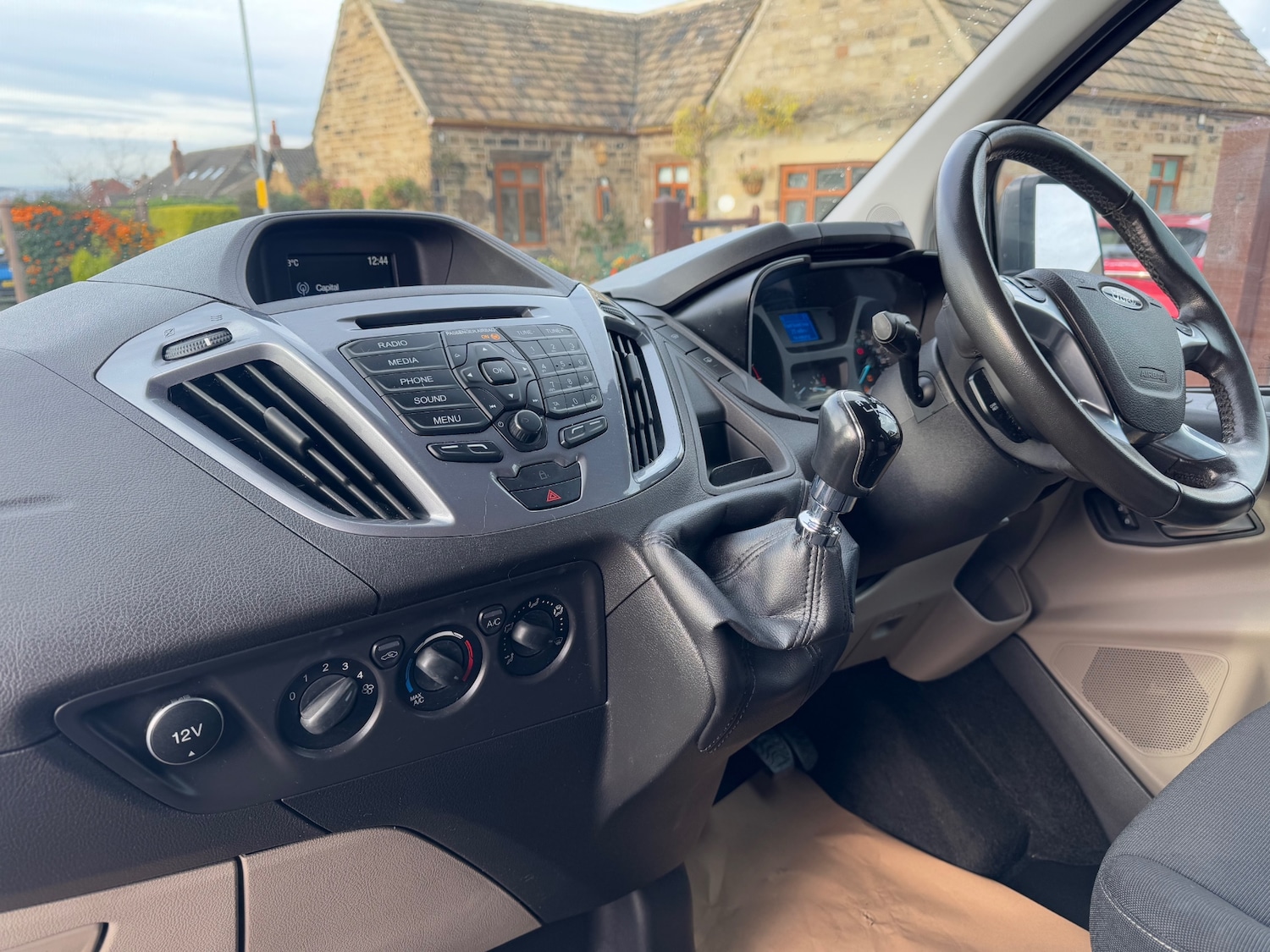 Used Ford Tourneo Custom 2018 for sale - 76758801: Photo 12