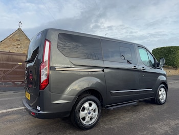 Used Ford Tourneo Custom 2018 for sale - 76758801: Photo