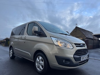 Used Ford Tourneo Custom 2018 for sale - 77619582: Photo