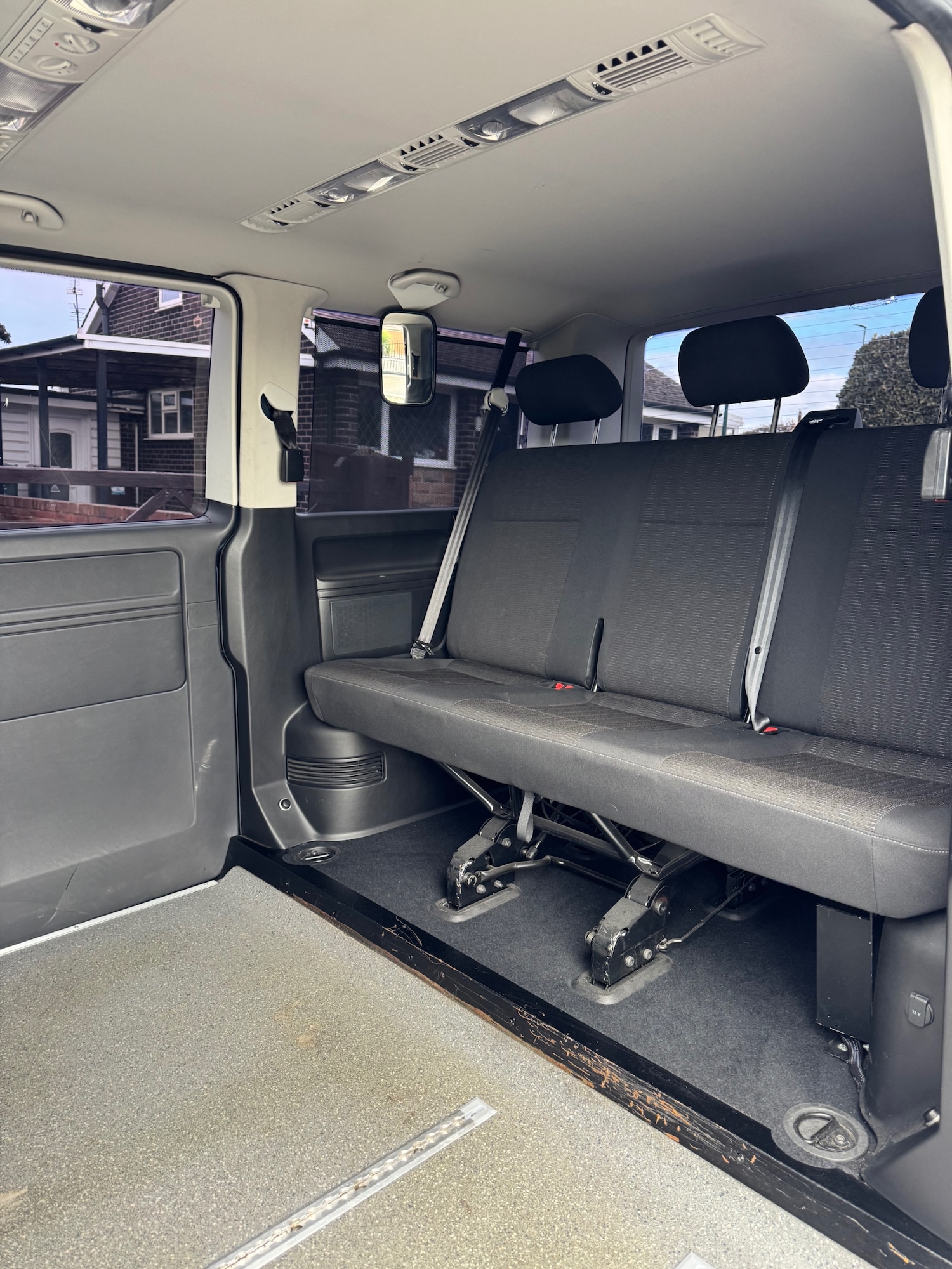 Used Volkswagen Transporter Shuttle 2017 for sale - 78031917: Photo 11