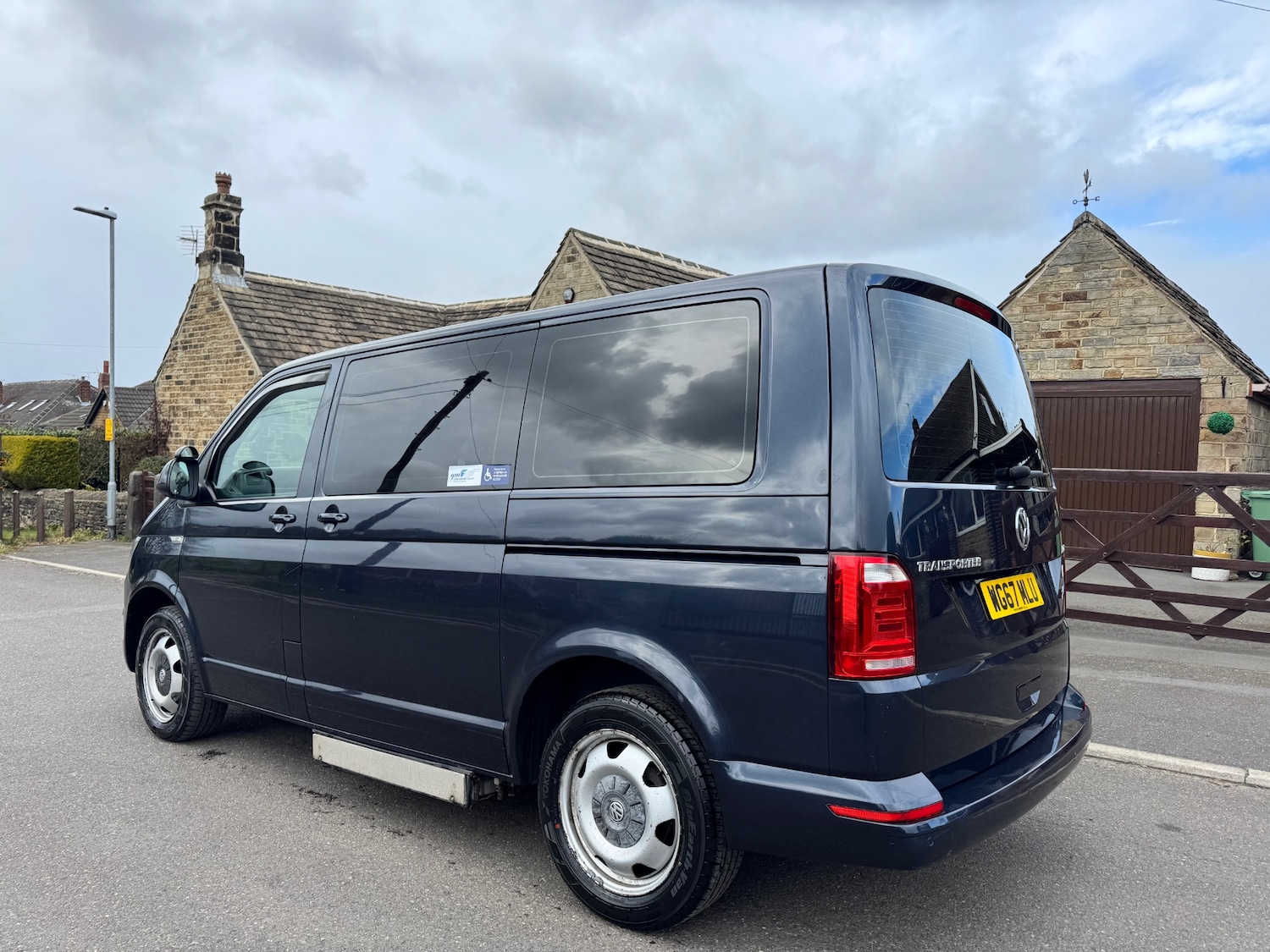 Used Volkswagen Transporter Shuttle 2017 for sale - 78031917: Photo 3