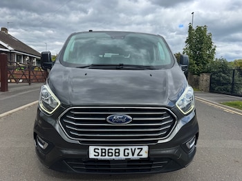 Used Ford Tourneo Custom 2019 for sale - 78598495: Photo