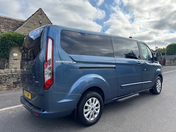 Used Ford Tourneo Custom 2019 for sale - 79218091: Photo