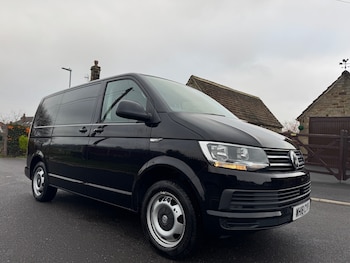 Used Volkswagen Transporter Shuttle 2018 for sale - 77025568: Photo