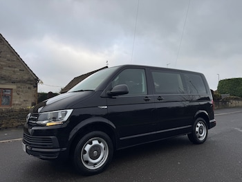 Used Volkswagen Transporter Shuttle 2018 for sale - 77025568: Photo