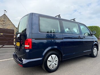 Used Volkswagen Transporter Shuttle 2015 for sale - 75358522: Photo