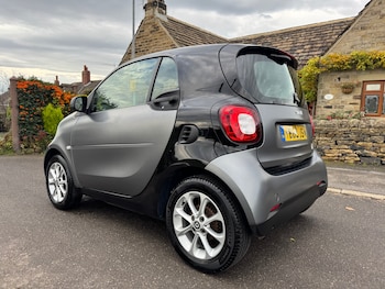 Used smart fortwo 2018 for sale - 76482677: Photo