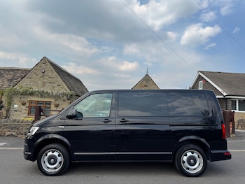 Used Volkswagen Transporter Shuttle 2019 for sale - 78457429: Photo