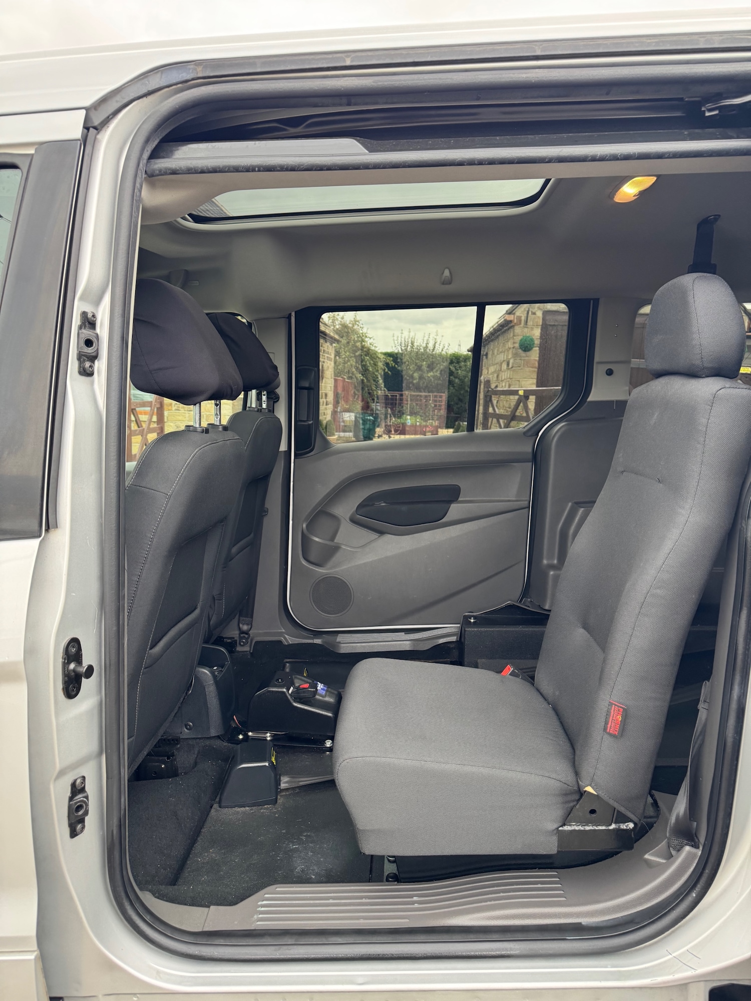 Used Ford Grand Tourneo Connect 2020 for sale - 76079951: Photo 12