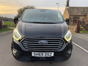 Used Ford Tourneo Custom 2019 for sale - 76653147: Photo