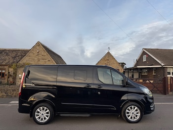 Used Ford Tourneo Custom 2019 for sale - 76653147: Photo