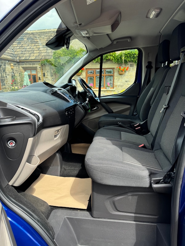 Used Ford Tourneo Custom 2017 for sale - 75263744: Photo 9