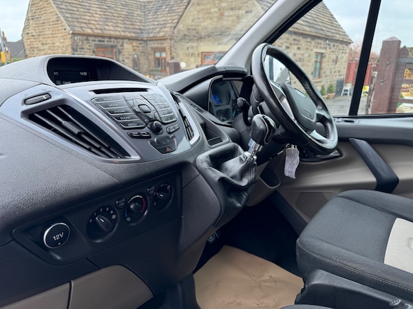 Used Ford Tourneo Custom 2017 for sale - 74133410: Photo 10