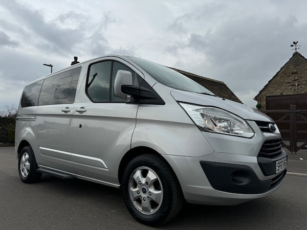 Used Ford Tourneo Custom 2017 for sale - 74133410: Photo 2
