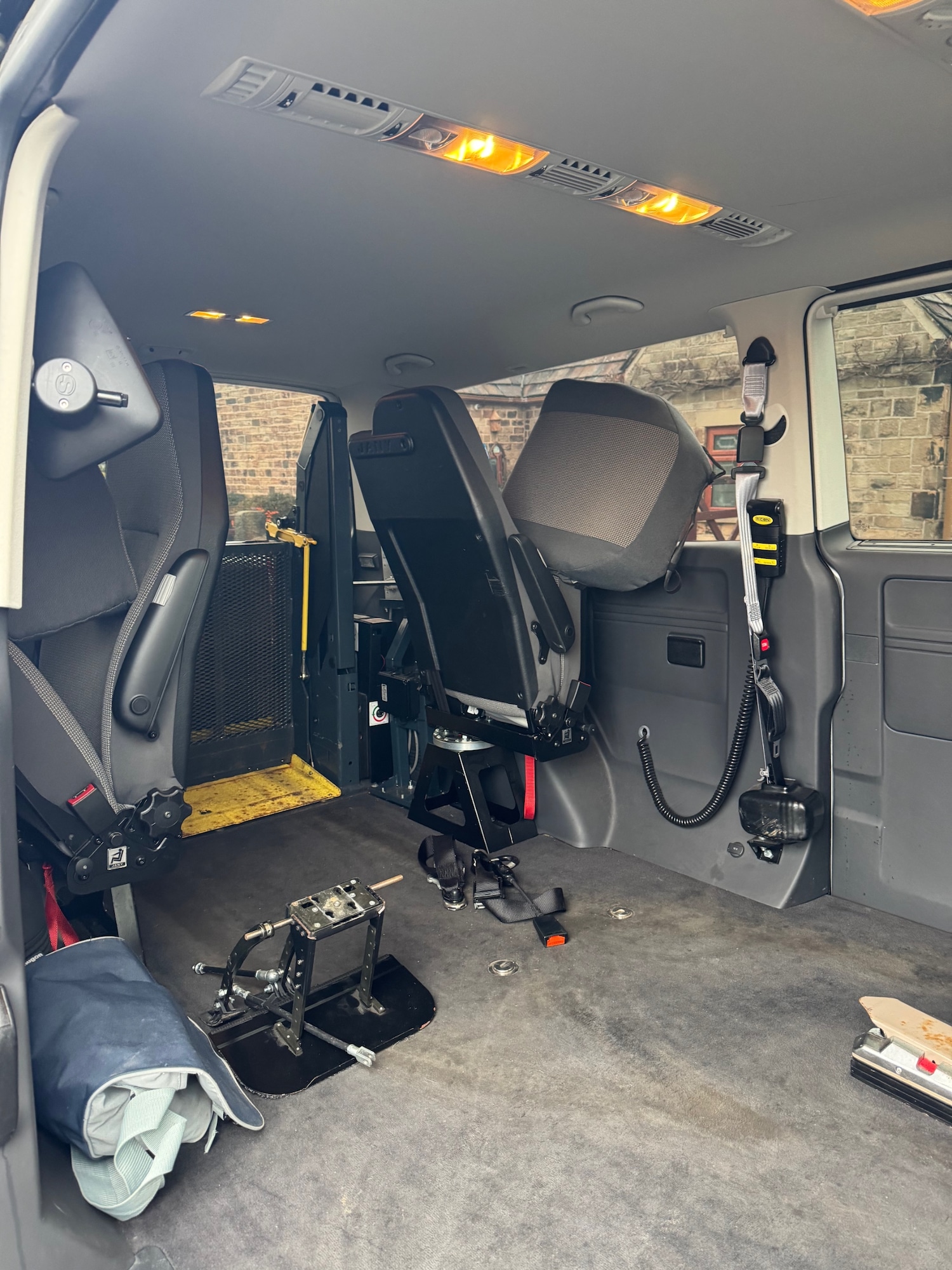 Used Volkswagen Transporter Shuttle 2015 for sale - 77449598: Photo 11