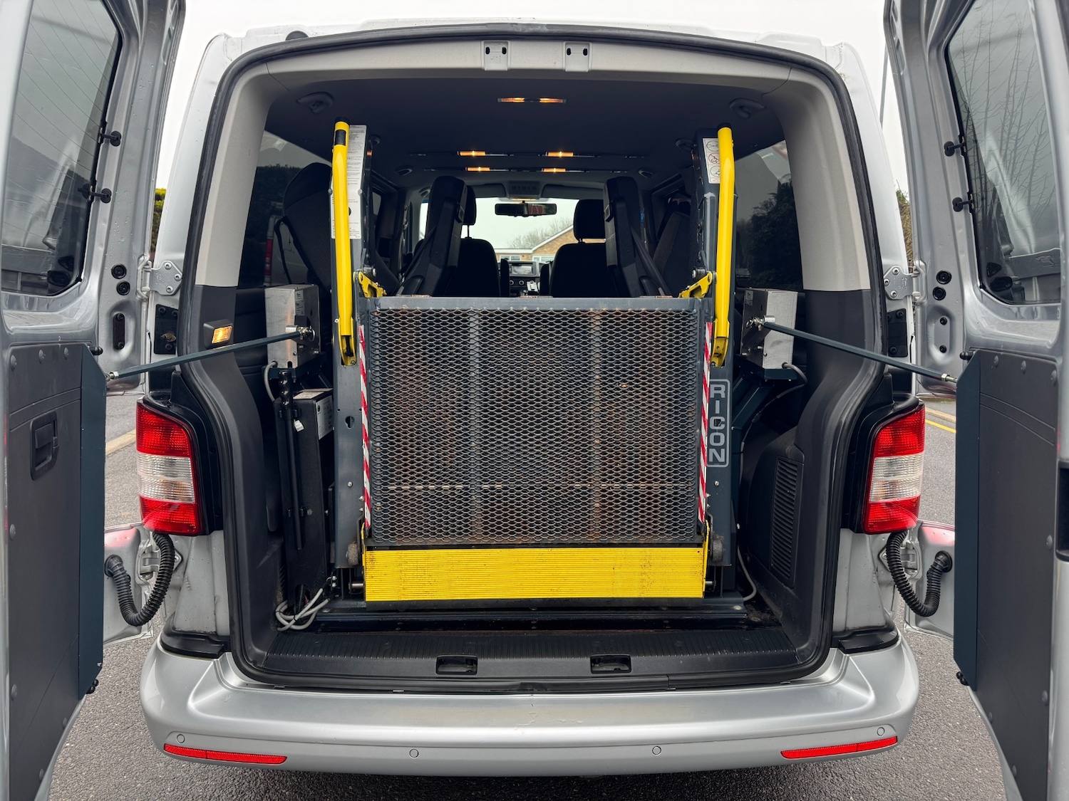 Used Volkswagen Transporter Shuttle 2015 for sale - 77449598: Photo 13