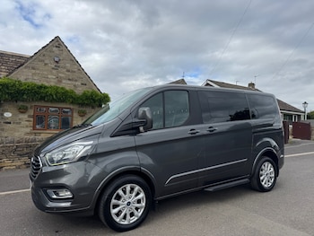Used Ford Tourneo Custom 2019 for sale - 78825999: Photo