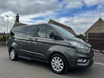 Used Ford Tourneo Custom 2019 for sale - 78825999: Photo
