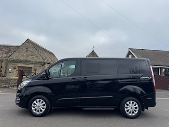 Used Ford Tourneo Custom 2018 for sale - 78395107: Photo