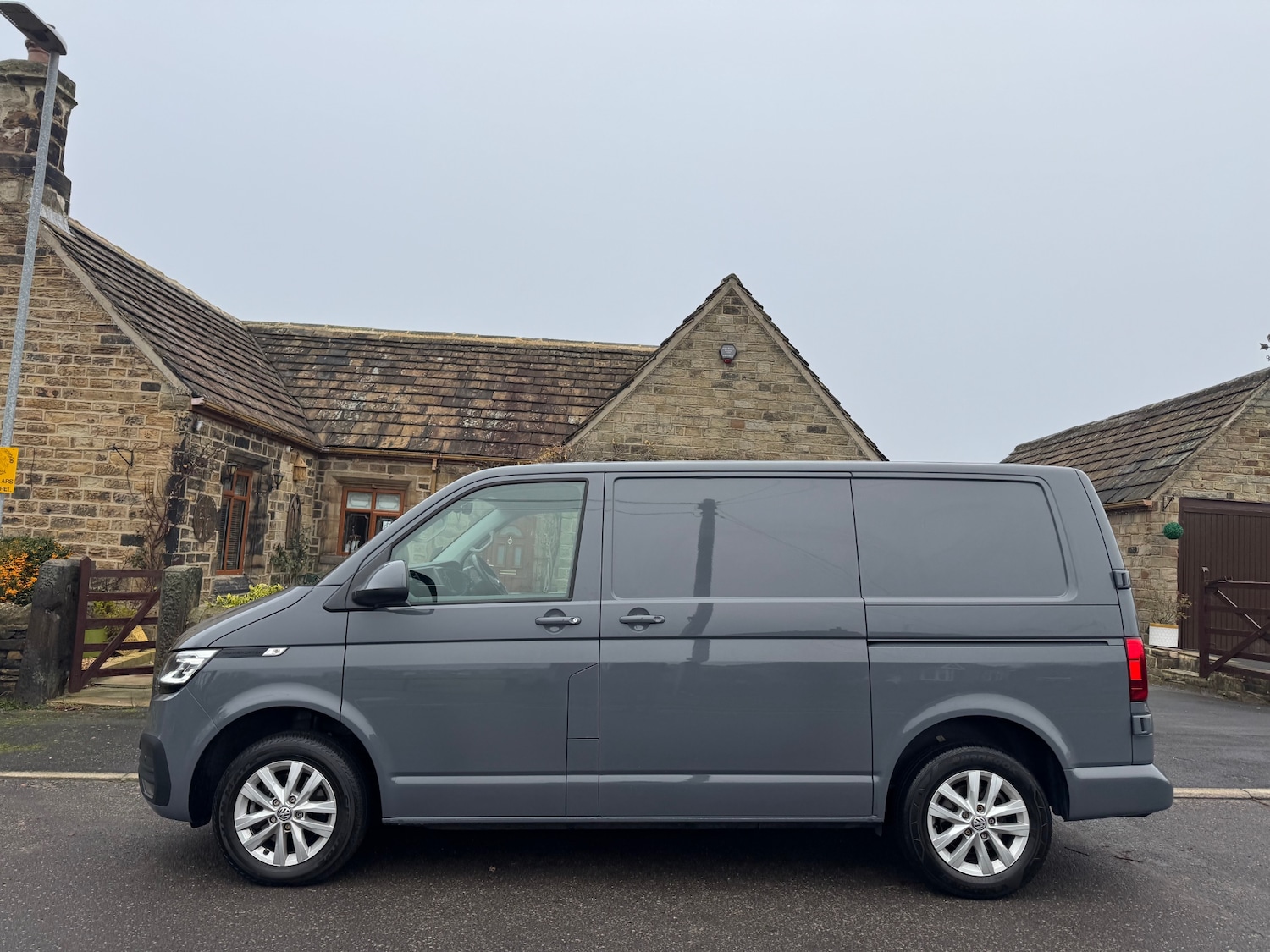 Used Volkswagen Transporter 2024 for sale - 77025701: Photo 10