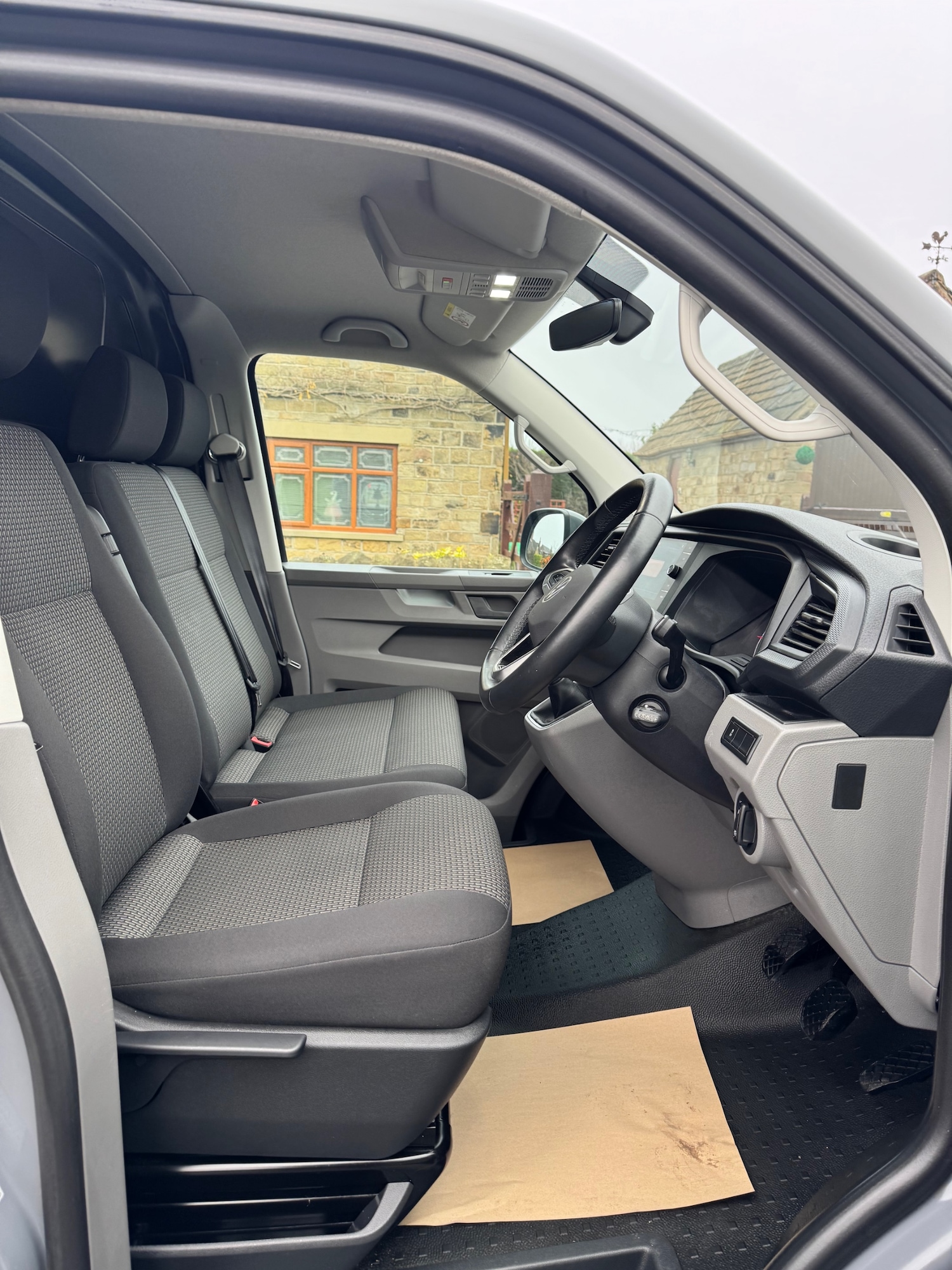 Used Volkswagen Transporter 2024 for sale - 77025701: Photo 5