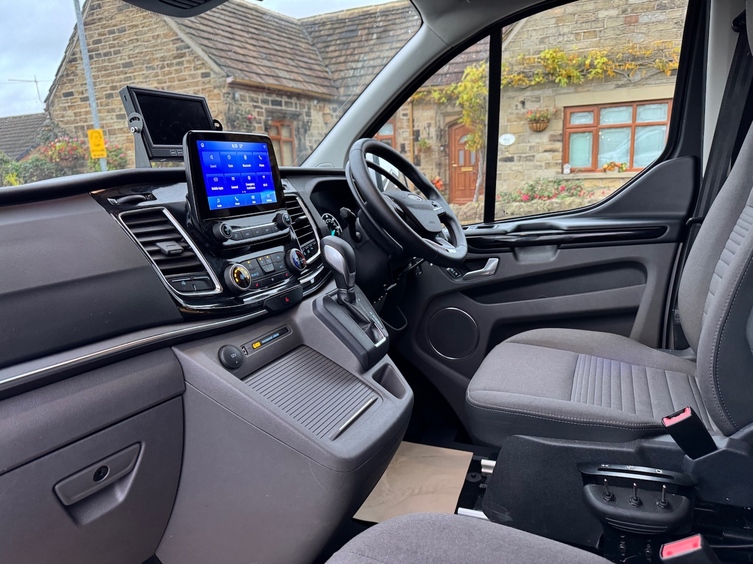 Used Ford Tourneo Custom 2023 for sale - 76557734: Photo 12