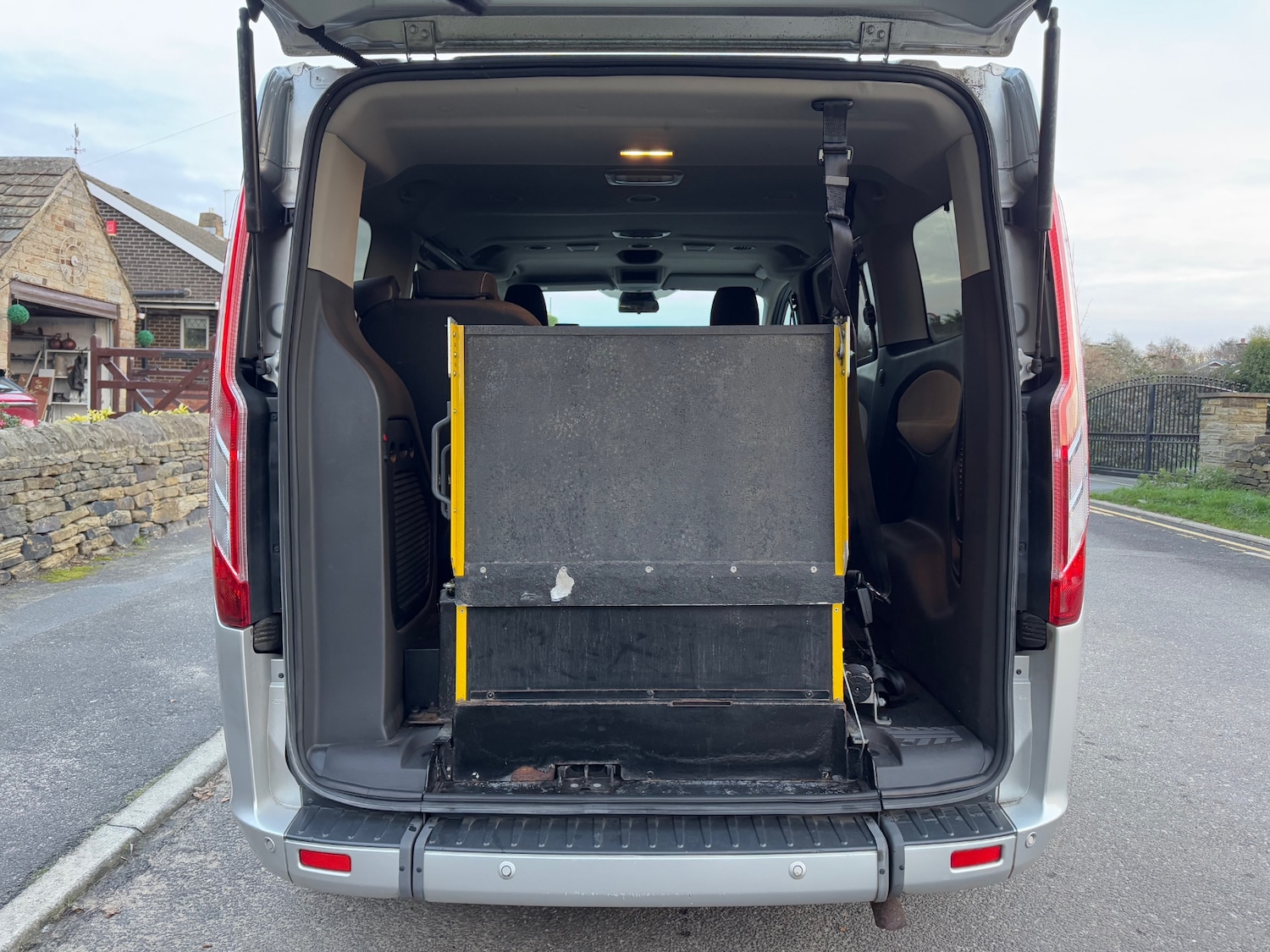 Used Ford Tourneo Custom 2018 for sale - 76653728: Photo 12