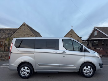 Used Ford Tourneo Custom 2018 for sale - 76653728: Photo