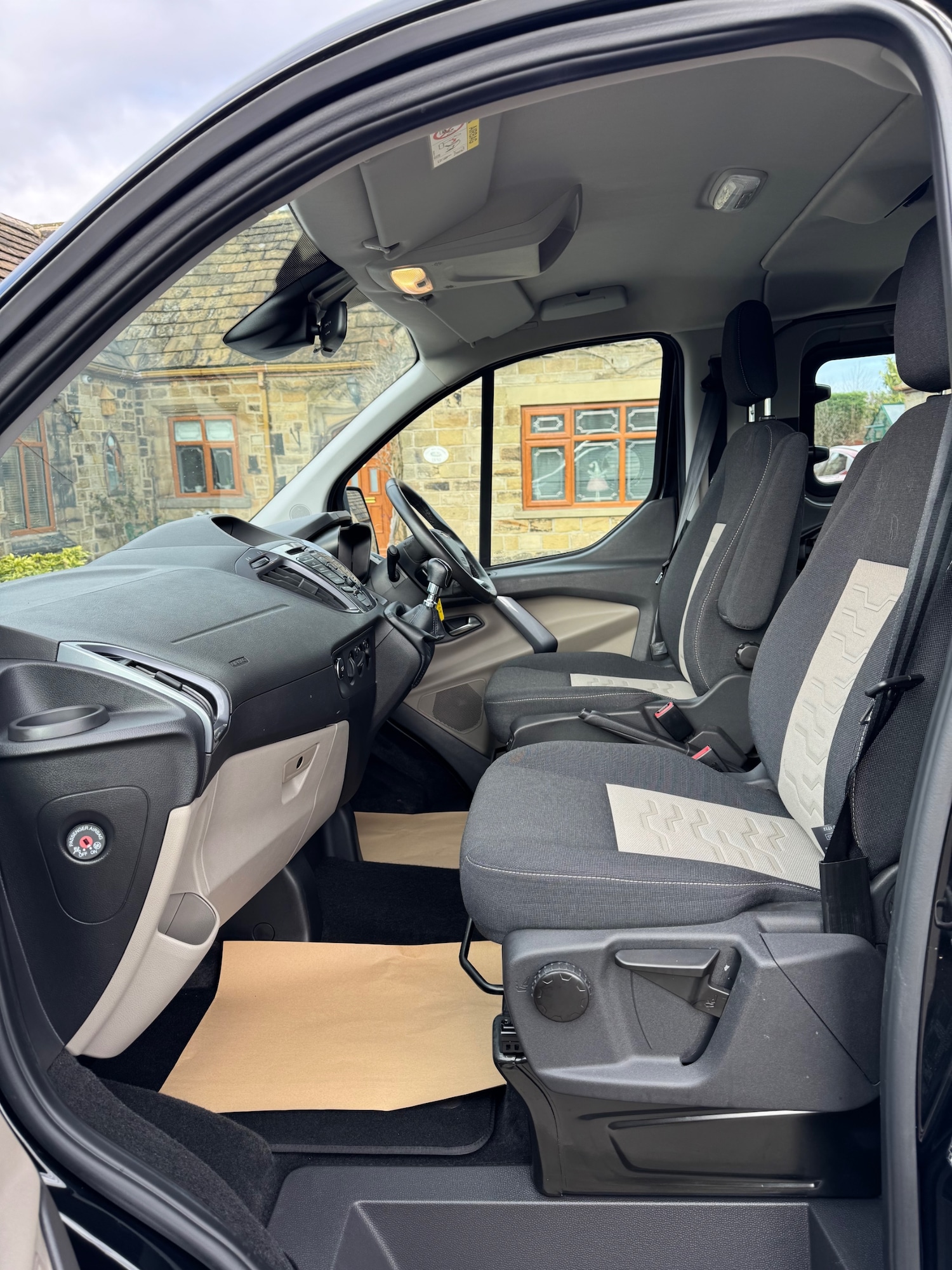 Used Ford Tourneo Custom 2018 for sale - 77718147: Photo 9