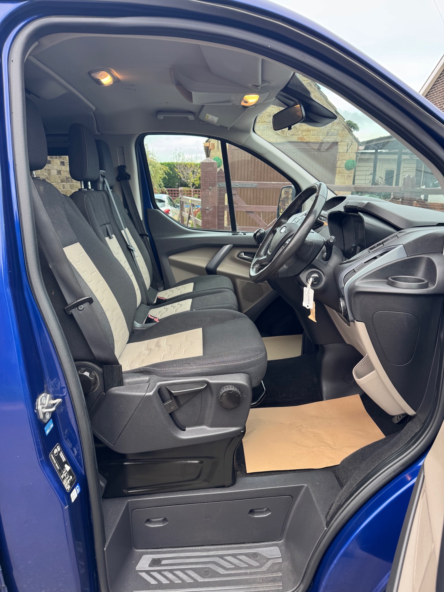 Used Ford Tourneo Custom 2018 for sale - 76415516: Photo 11
