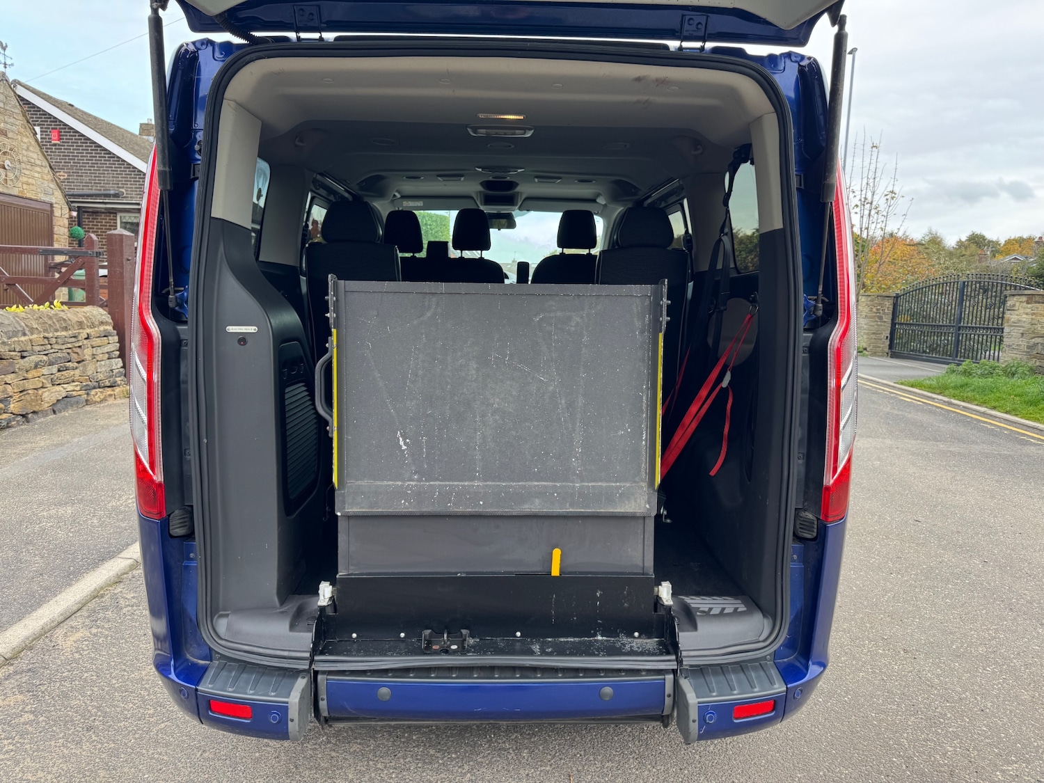 Used Ford Tourneo Custom 2018 for sale - 76415516: Photo 12