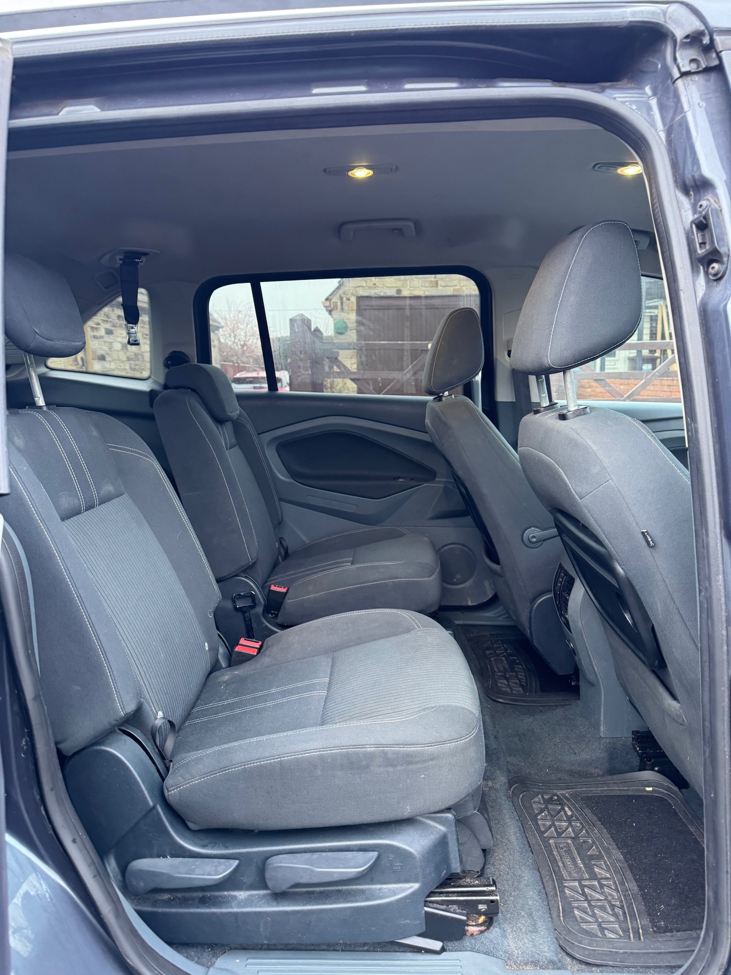 Used Ford Grand C-Max 2011 for sale - 77357427: Photo 12