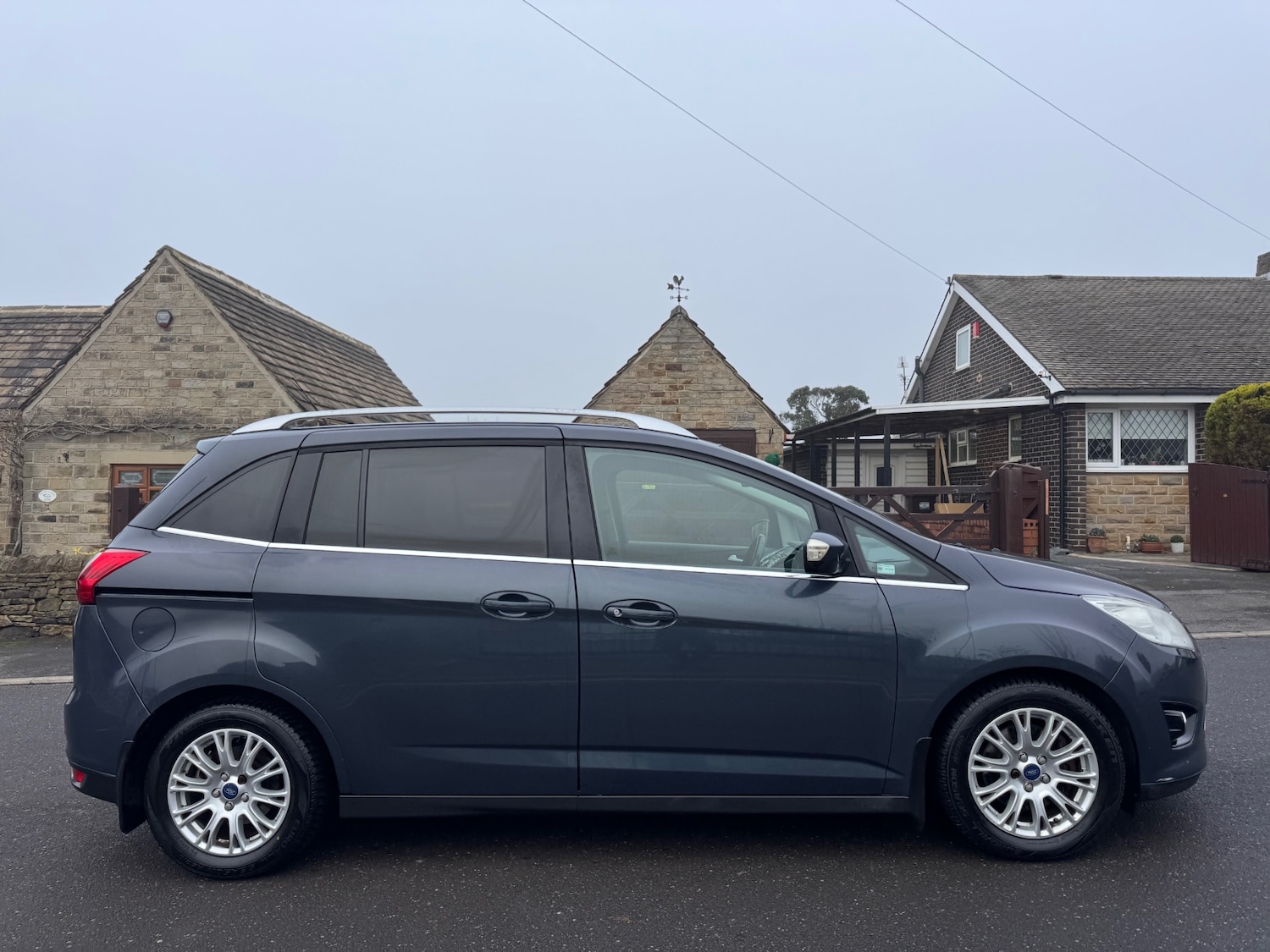 Used Ford Grand C-Max 2011 for sale - 77357427: Photo 6