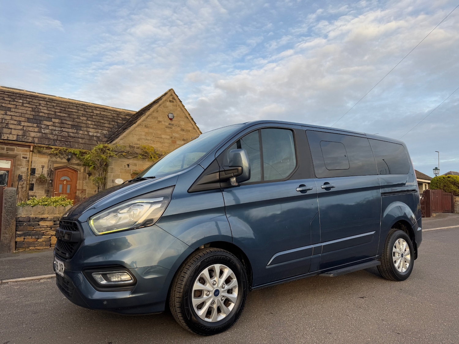 Used Ford Transit Custom 2018 for sale - 76652937: Photo 2