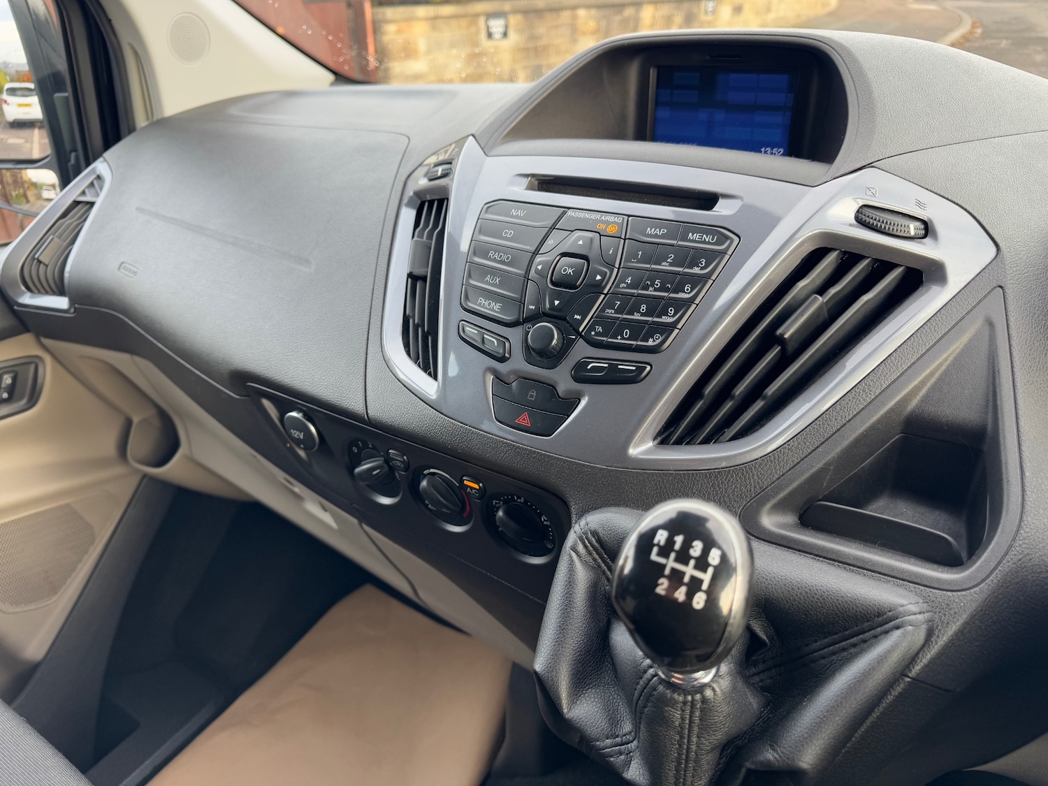 Used Ford Tourneo Custom 2018 for sale - 76709813: Photo 12