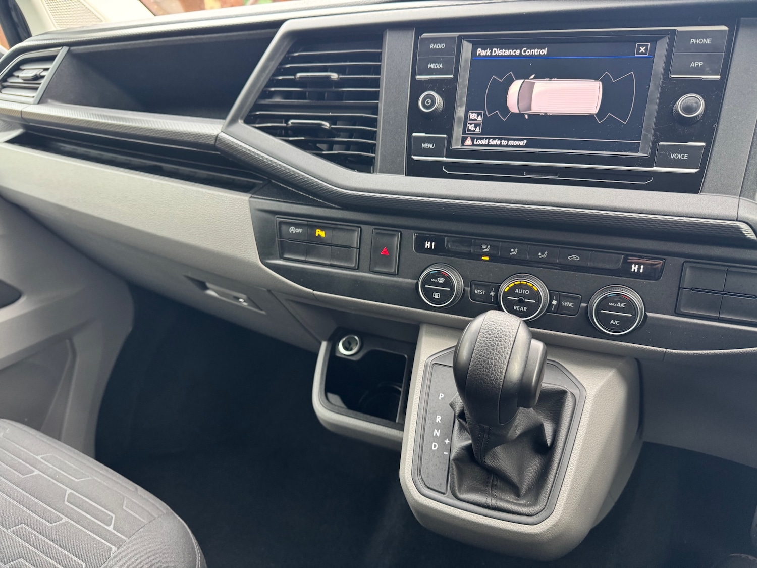 Used Volkswagen Transporter Shuttle 2023 for sale - 77138402: Photo 17