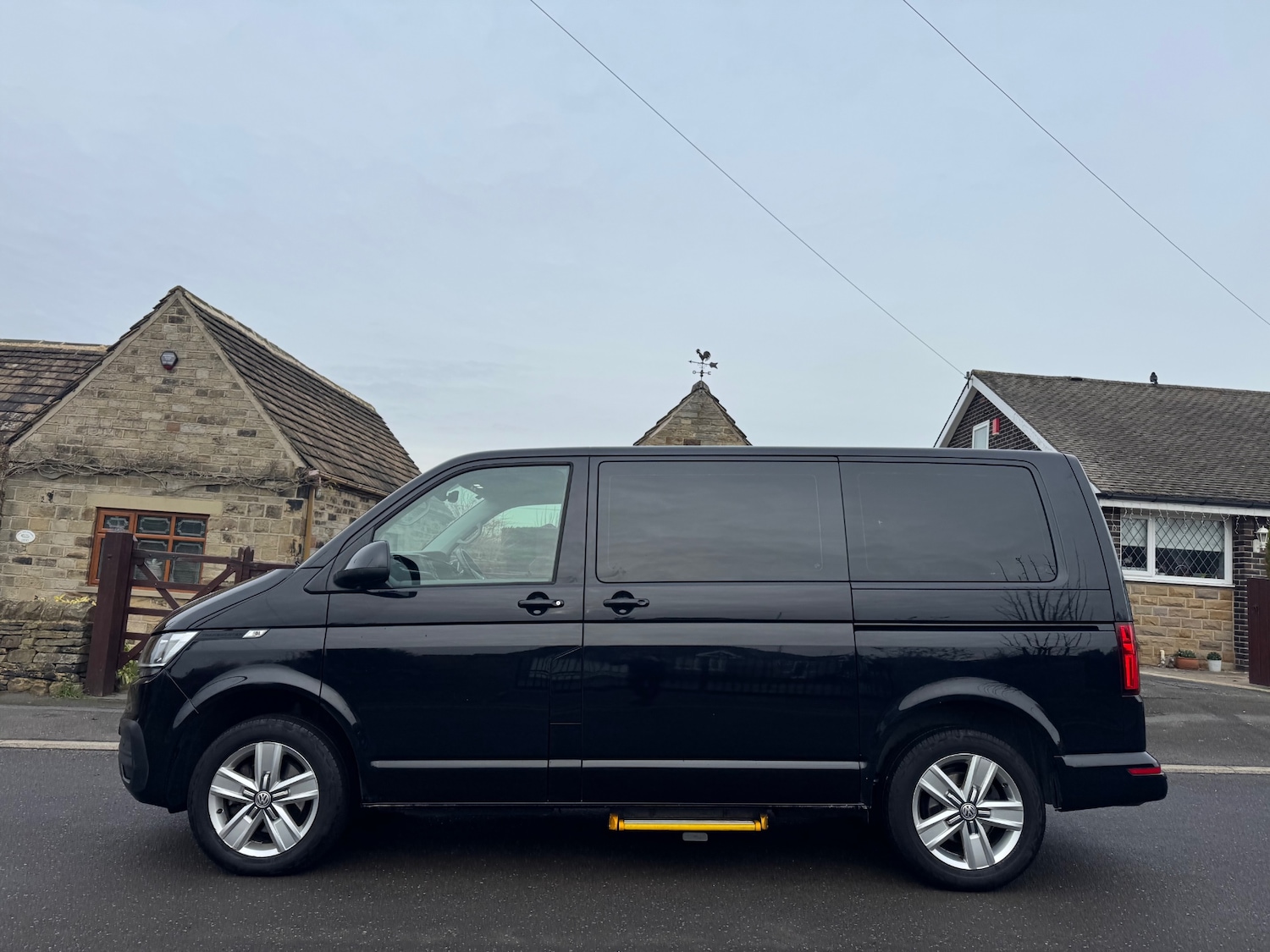 Used Volkswagen Transporter Shuttle 2023 for sale - 77138402: Photo 4