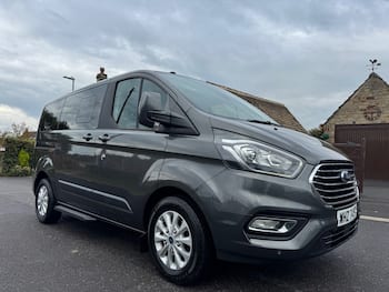 Used Ford Tourneo Custom 2019 for sale - 79664763: Photo