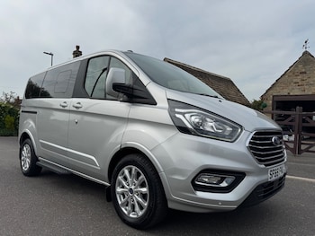 Used Ford Tourneo Custom 2019 for sale - 78745039: Photo