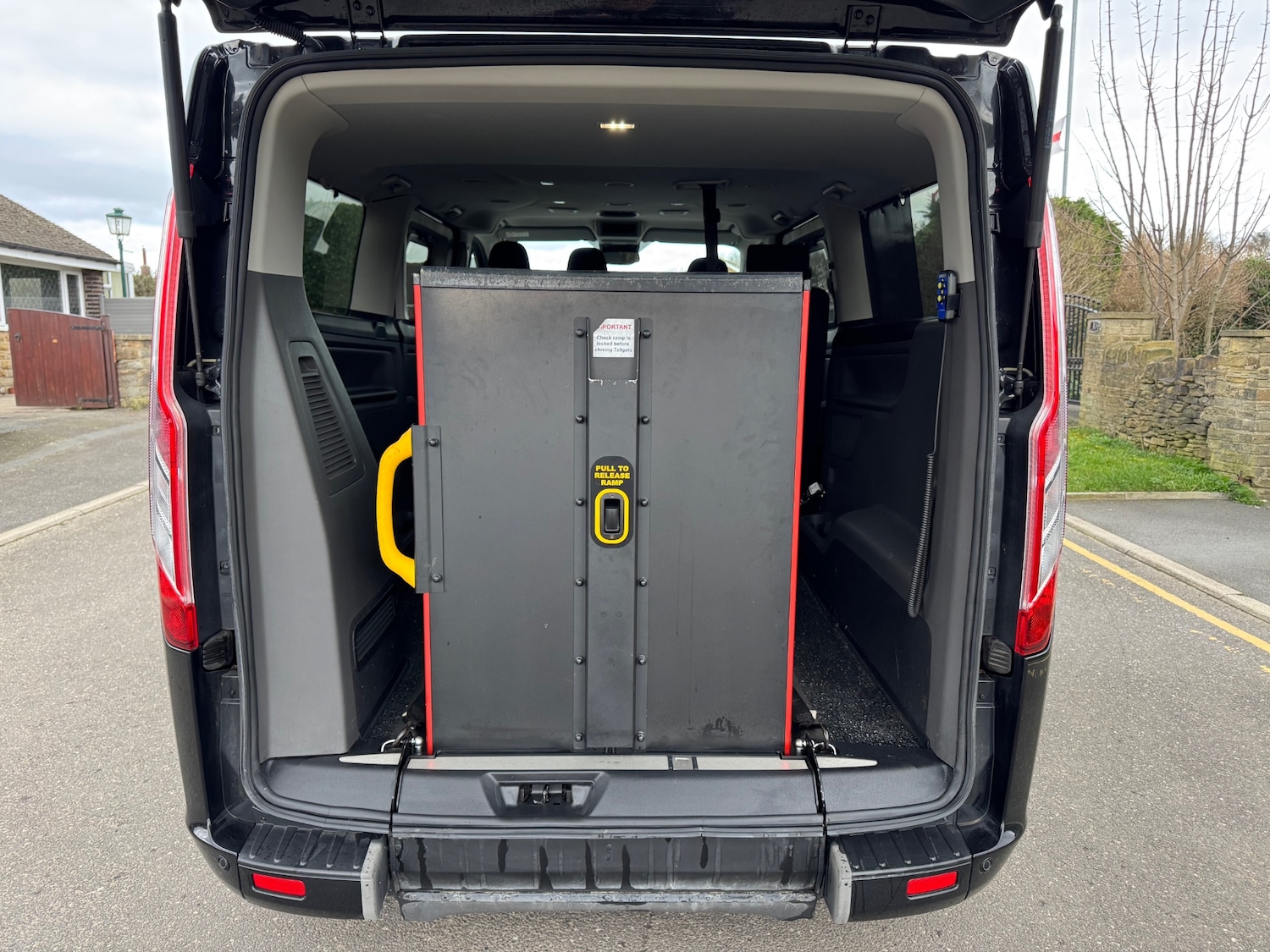 Used Ford Tourneo Custom 2018 for sale - 77718232: Photo 14