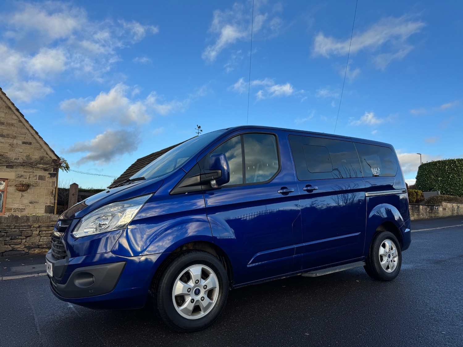 Used Ford Tourneo Custom 2017 for sale - 76738389: Photo 1