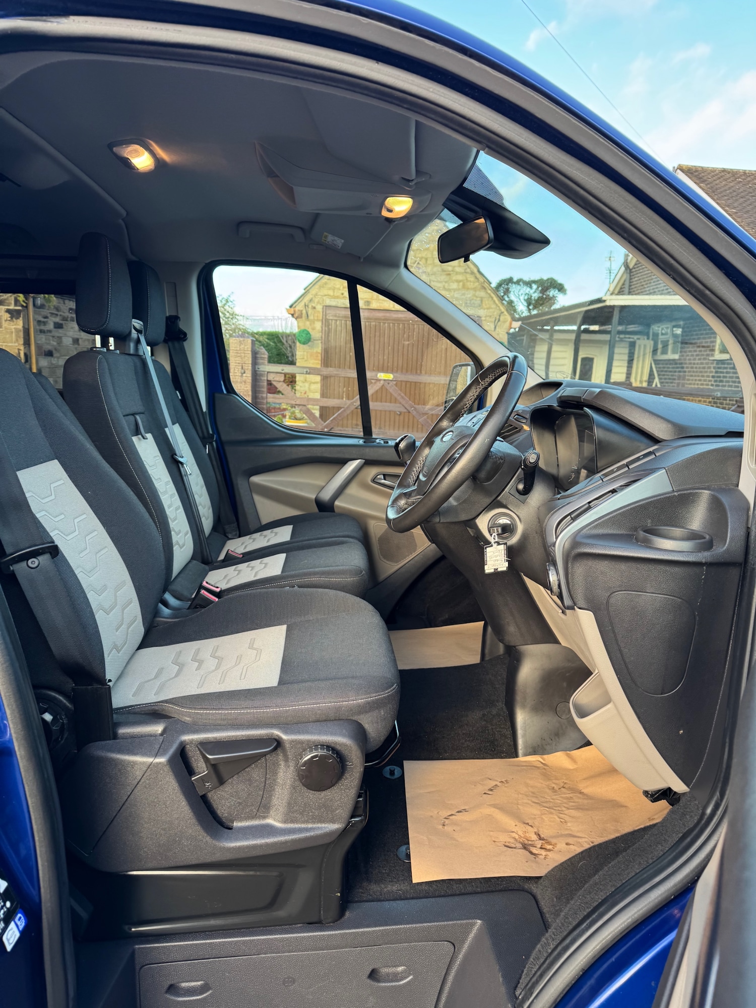 Used Ford Tourneo Custom 2017 for sale - 76738389: Photo 10