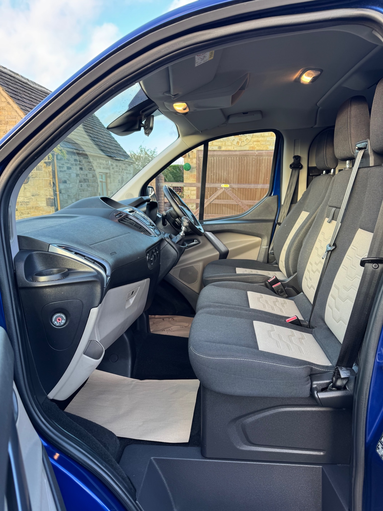 Used Ford Tourneo Custom 2017 for sale - 76738389: Photo 9