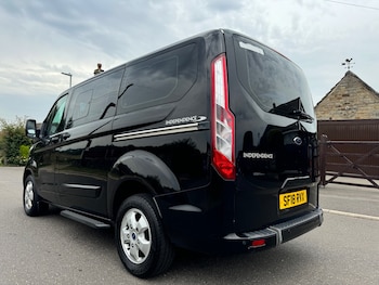 Used Ford Tourneo Custom 2018 for sale - 75581732: Photo