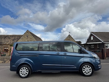Used Ford Tourneo Custom 2021 for sale - 75945990: Photo