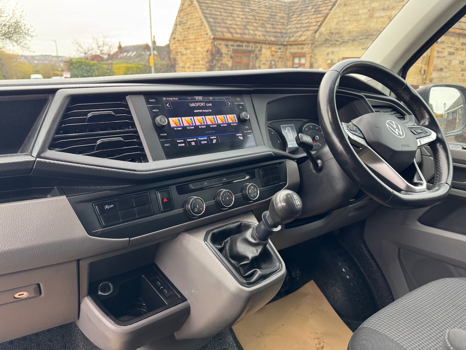 Used Volkswagen Transporter 2021 for sale - 78131996: Photo 12