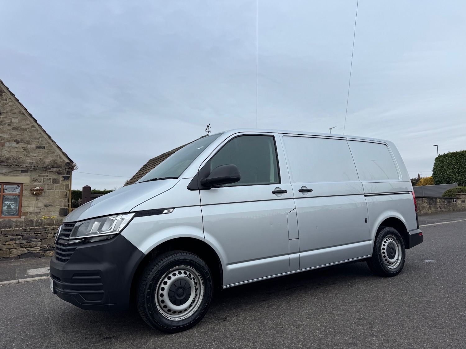 Used Volkswagen Transporter 2021 for sale - 78131996: Photo 2