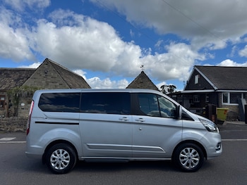Used Ford Tourneo Custom 2018 for sale - 78542703: Photo