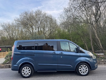 Used Ford Tourneo Custom 2019 for sale - 78169393: Photo