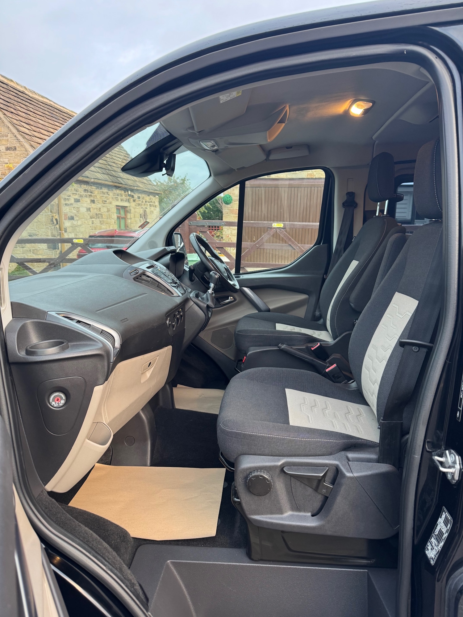 Used Ford Tourneo Custom 2018 for sale - 76611694: Photo 9